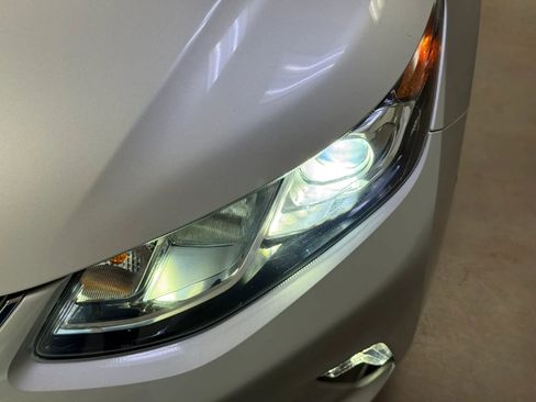 Used 2017 Chevrolet Volt Premier w/ Driver Confidence II Package image 35