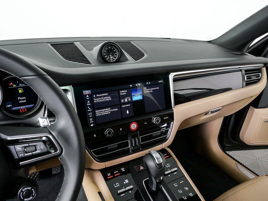 New 2026 Porsche Macan S AWD/4WD image 13