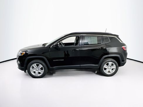 Used 2022 Jeep Compass Latitude AWD/4WD image 8