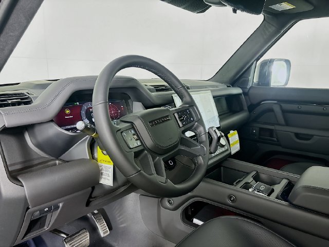 New 2026 Land Rover Defender 110 OCTA AWD/4WD image 9