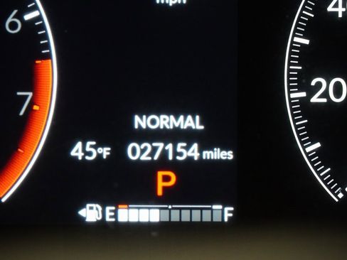 Used 2023 Honda CR-V EX-L image 5