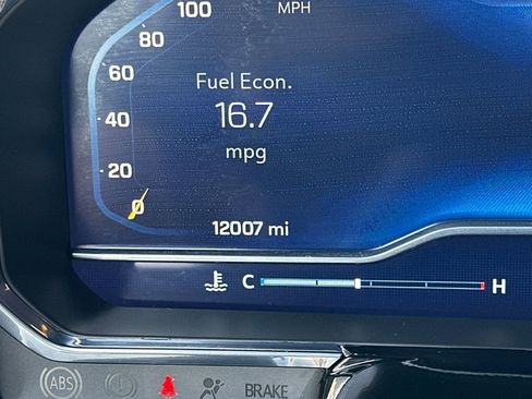 Used 2024 Chevrolet Silverado 1500 LT Trail Boss w/ Convenience Package II image 35