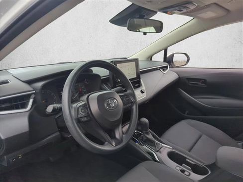 Used 2024 Toyota Corolla LE image 7