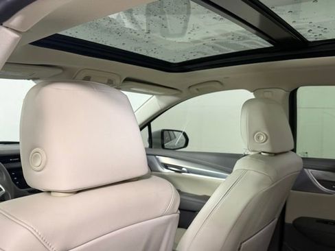 Used 2024 Cadillac XT5 Premium Luxury w/ Technology Package FWD image 29