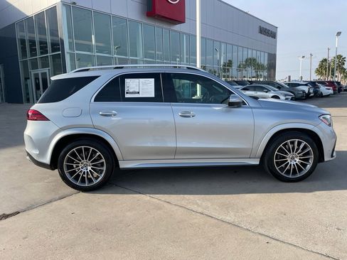 Used 2024 Mercedes-Benz GLE 450 4MATIC image 2