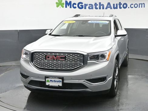 Used 2019 GMC Acadia Denali w/ Technology Package AWD/4WD image 6