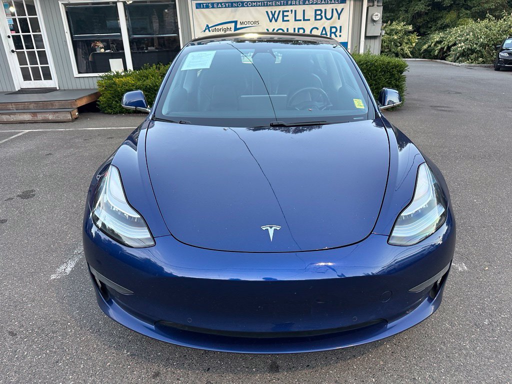 Used 2020 Tesla Model 3 Standard Range Plus RWD image 2