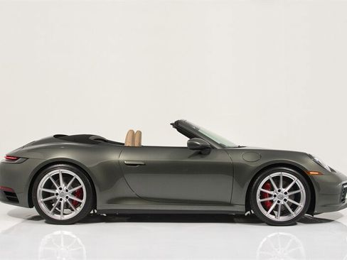 Used 2020 Porsche 911 Carrera S image 13