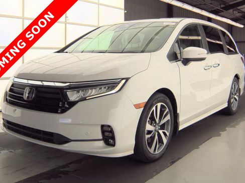 Used 2021 Honda Odyssey Touring image 1