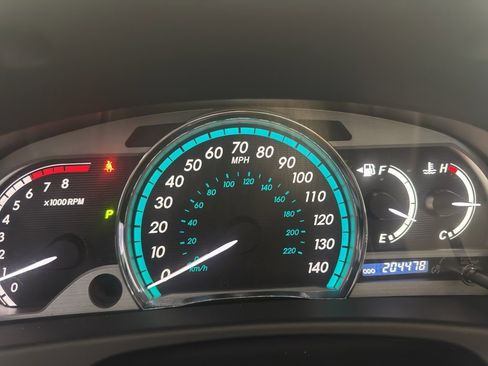 Used 2010 Toyota Venza image 18