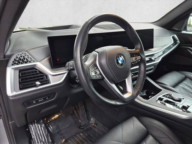 Used 2024 BMW X5 xDrive40i w/ Premium Package AWD/4WD image 11
