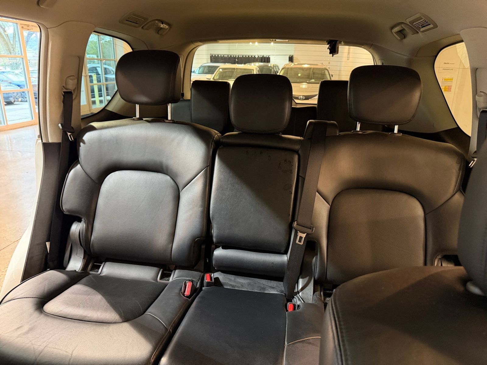 Used 2024 Nissan Armada SL RWD image 40