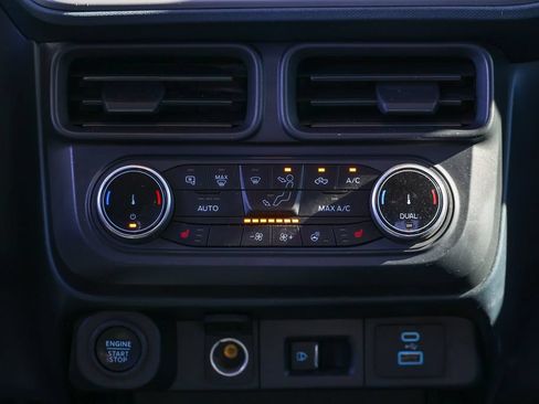 Used 2024 Ford Maverick Lariat w/ Black Appearance Package AWD/4WD image 13