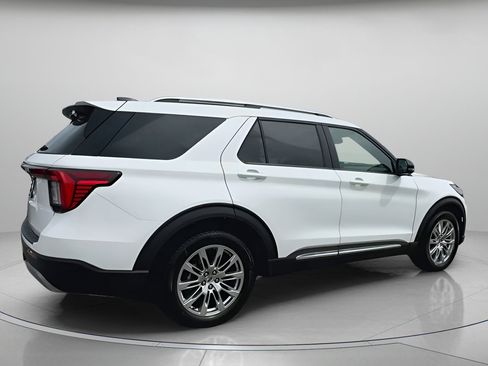 New 2025 Ford Explorer Platinum image 32