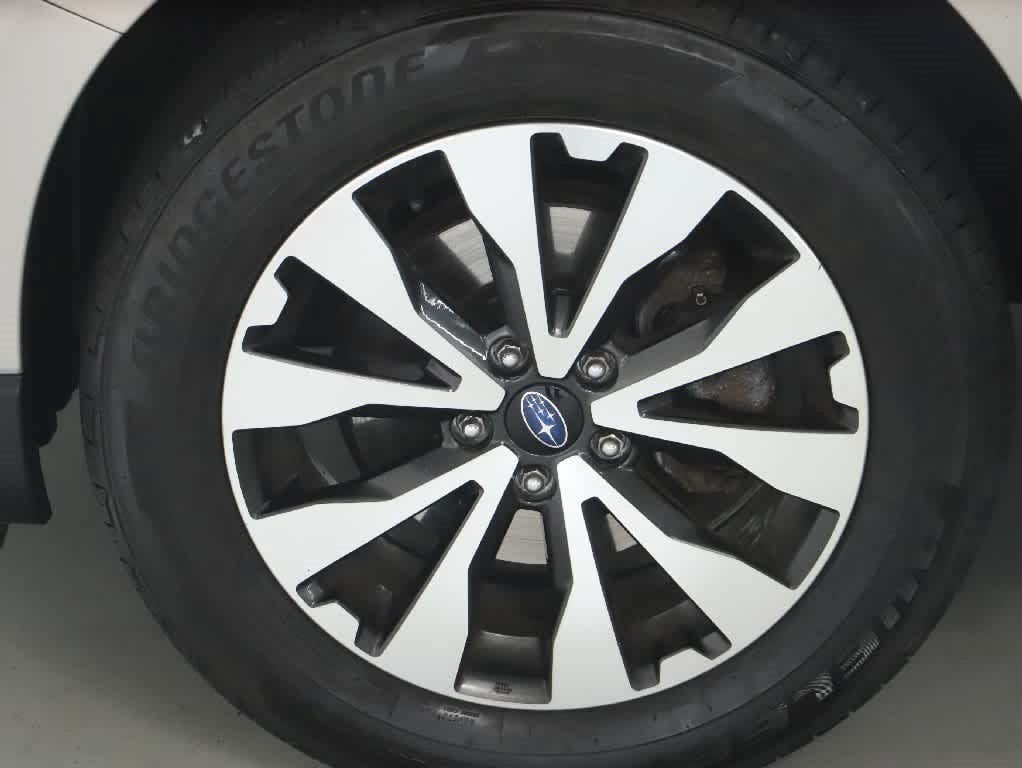 Used 2016 Subaru Outback 2.5i Limited AWD/4WD image 37