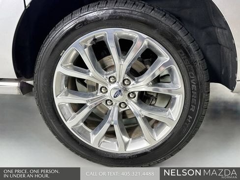 Used 2018 Ford Expedition Max Platinum RWD image 35