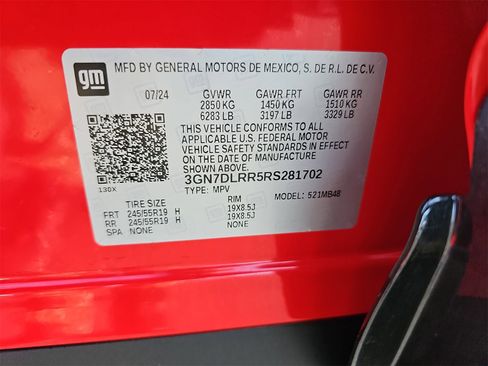 Used 2024 Chevrolet Equinox EV LT image 36