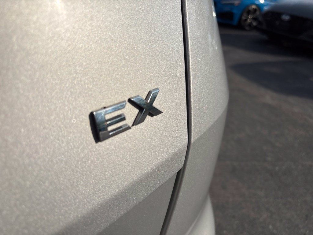 Used 2022 Kia Sportage EX AWD/4WD image 13