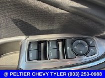 Used 2018 Chevrolet Malibu LT FWD image 11