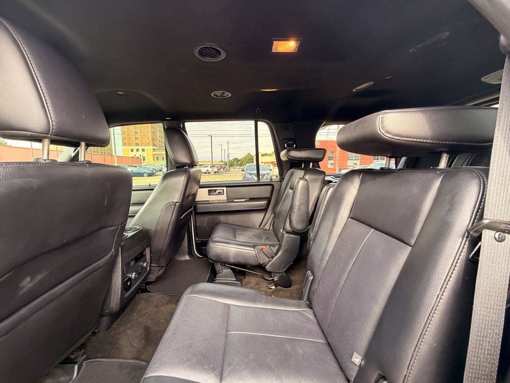 Used 2016 Ford Expedition XLT w/ Equipment Group 202A RWD image 16