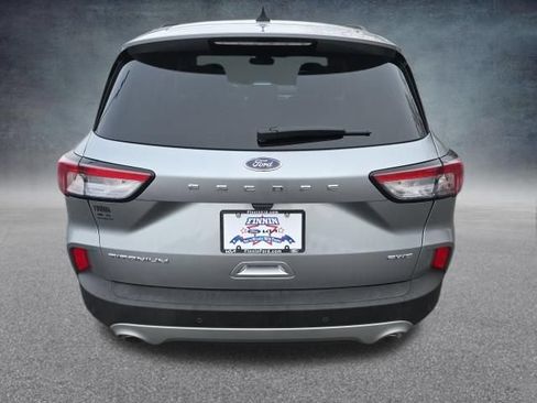 Certified 2022 Ford Escape Titanium AWD/4WD image 13