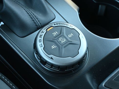 New 2026 Ford Bronco Outer Banks image 28