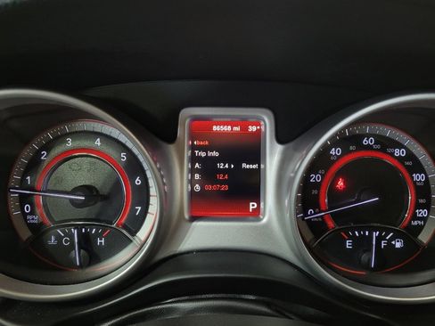 Used 2017 Dodge Journey SE AWD/4WD image 23