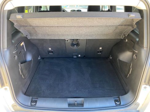 Used 2021 Jeep Renegade Latitude w/ Convenience Group image 21