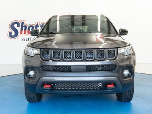 Used 2024 Jeep Compass Trailhawk AWD/4WD image 27