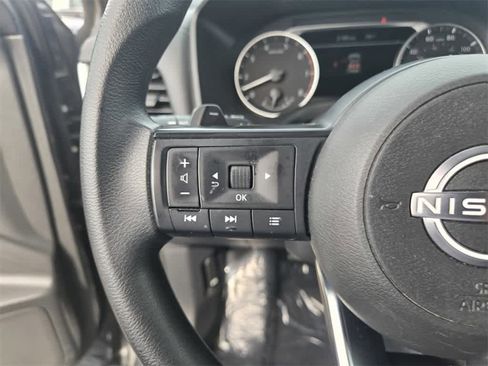 Used 2024 Nissan Rogue S image 20