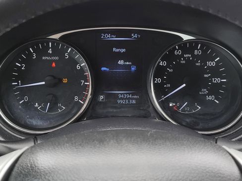 Used 2016 Nissan Rogue SL FWD image 31