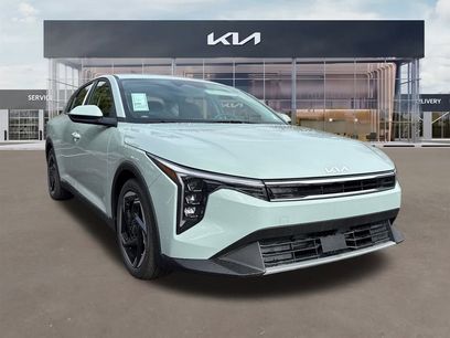 New 2025 Kia K4 EX