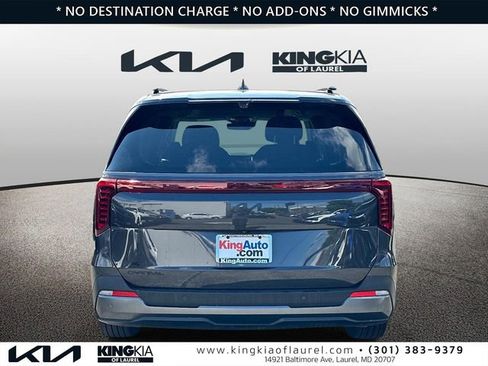 Used 2025 Kia Carnival SX Prestige FWD image 24