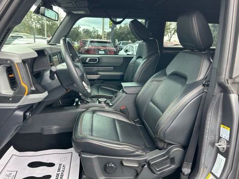 Used 2023 Ford Bronco Badlands w/ Sasquatch Package image 13