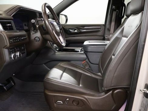 Used 2022 GMC Yukon Denali w/ Max Trailering Package image 11