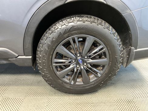 Used 2020 Subaru Outback Premium image 29