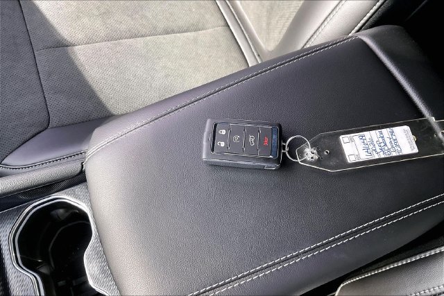 New 2026 Jeep Grand Cherokee 4WD image 36