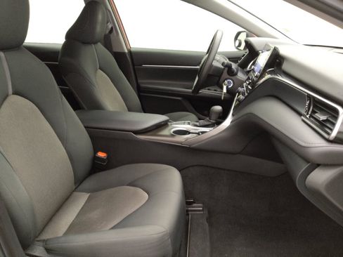 Used 2023 Toyota Camry LE FWD image 21