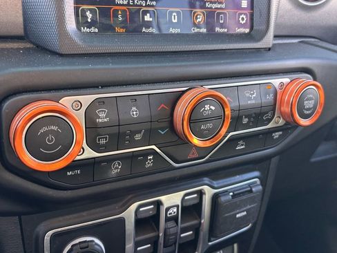 Used 2021 Jeep Gladiator Mojave image 24