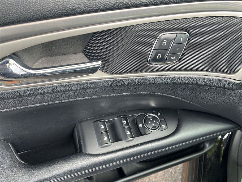 Used 2018 Lincoln MKZ Premiere w/ Magnetic Appearance Package FWD image 13