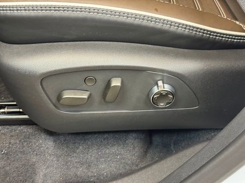 New 2026 GMC Acadia Denali Ultimate w/ LPO, Floor Liner Package image 12