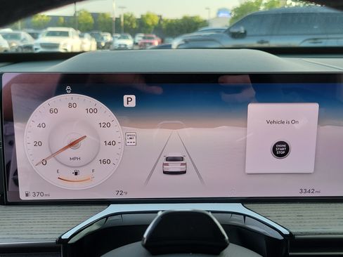 Certified 2026 Genesis GV80 3.5T Advanced AWD/4WD image 11