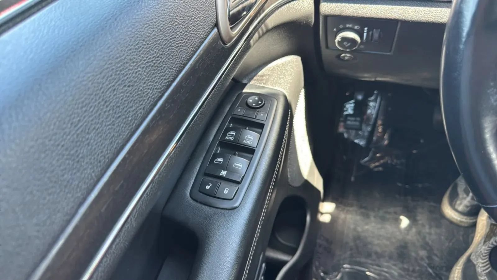 Used 2017 Jeep Grand Cherokee Limited w/ Luxury Group II RWD image 31