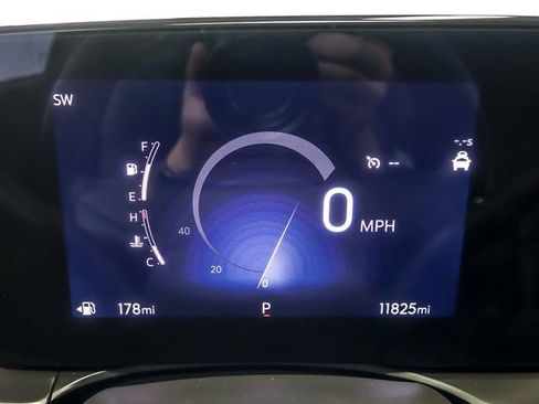 Certified 2025 Buick Envista Sport Touring w/ Convenience I Package FWD image 20