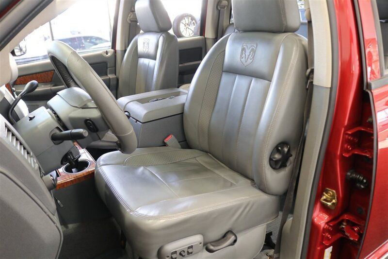Used 2006 Dodge Ram 2500 Truck Laramie AWD/4WD image 16