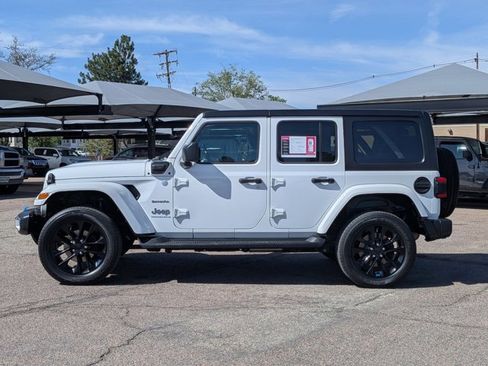 Used 2023 Jeep Wrangler Sahara w/ Cold Weather Group image 8