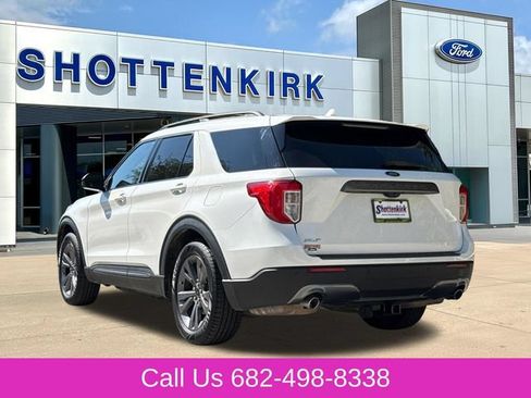 Used 2022 Ford Explorer XLT w/ Equipment Group 202A RWD image 6