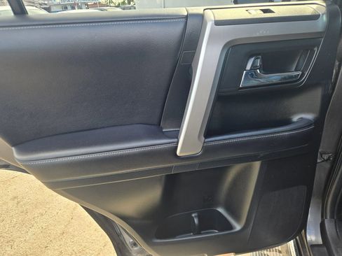 Used 2019 Toyota 4Runner Limited image 12