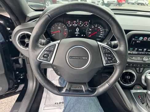 Used 2017 Chevrolet Camaro SS image 10