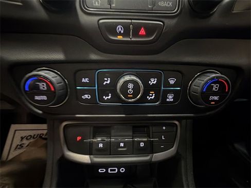 Used 2023 GMC Terrain AT4 w/ Tech Package image 19